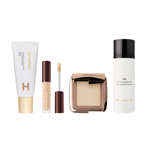 ESSENTIAL TRAVEL KIT